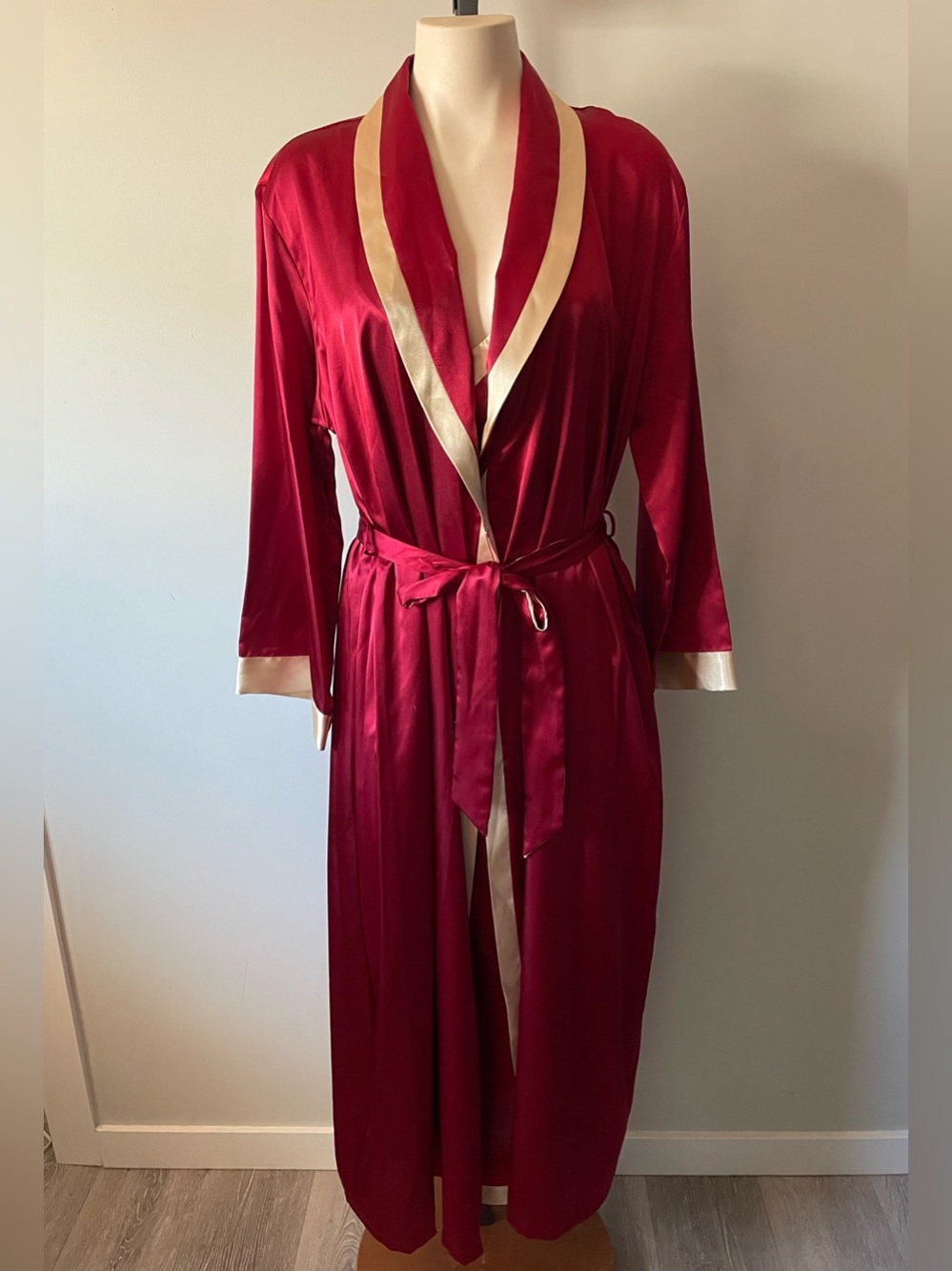 Jones New York Satin Maxi Robe & Slip Dress Nightgown Matching Set L/XL Red Gold